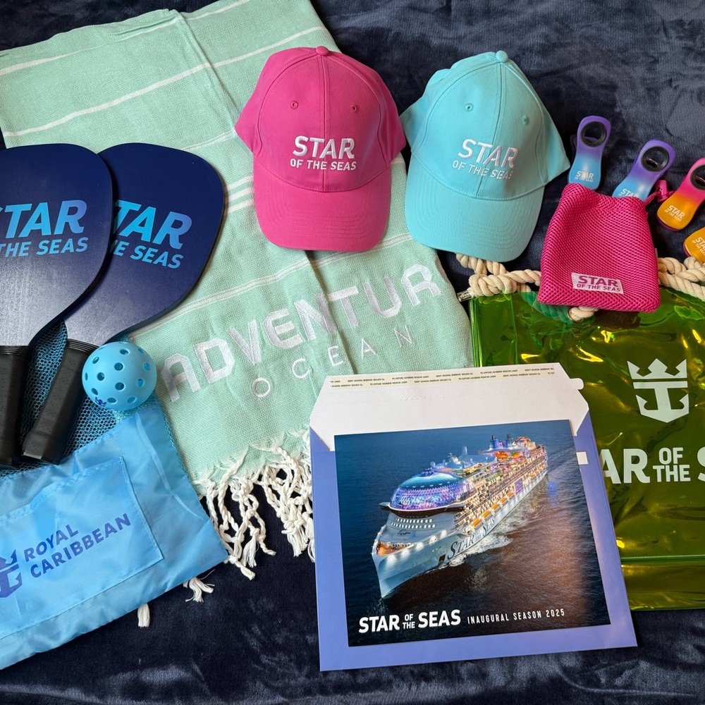 Star of the Seas Merchandise Set